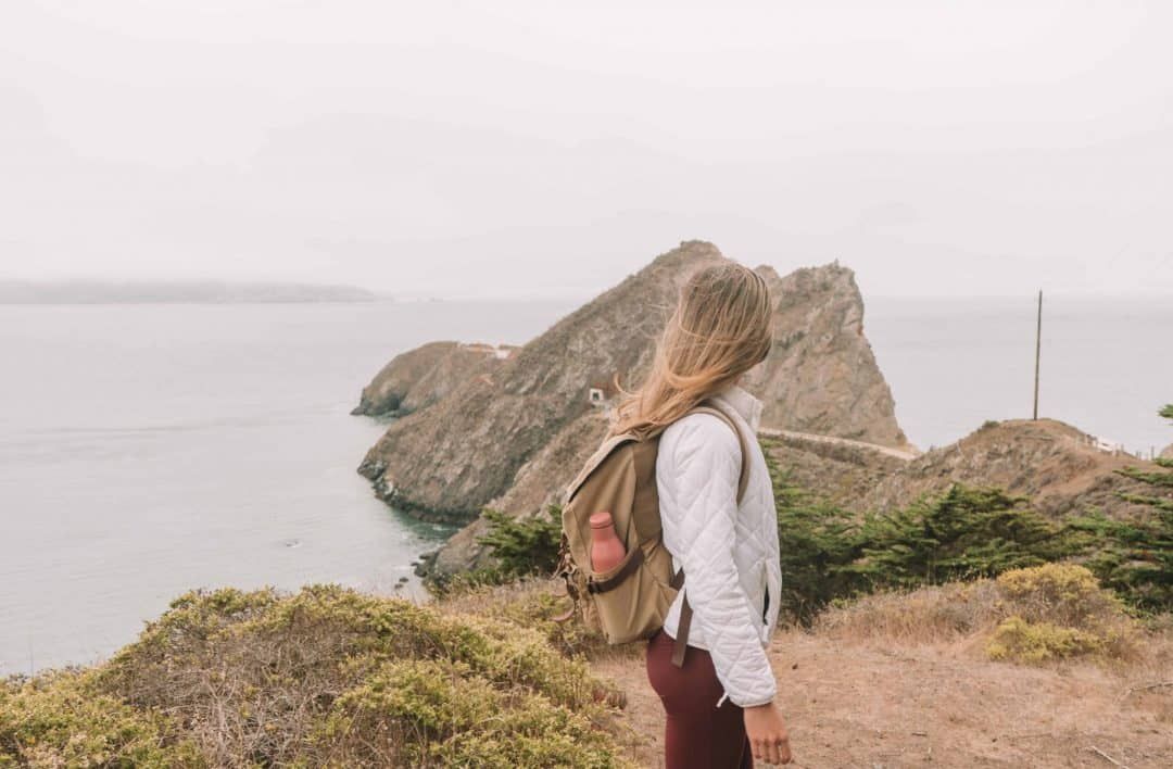 outdoor date ideas in the bay area - hiking to a picnic at the beach