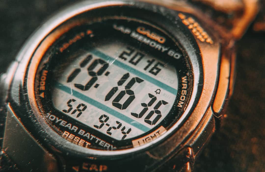 what to look for in outdoor watches, display size