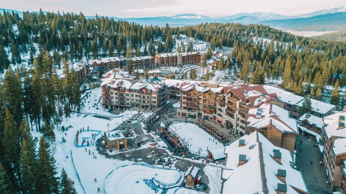 Northstar resort, bes ski resort to stay at in tahoe