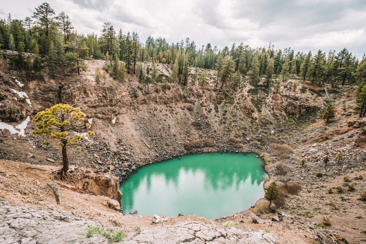 Hike to the Inyo Craters