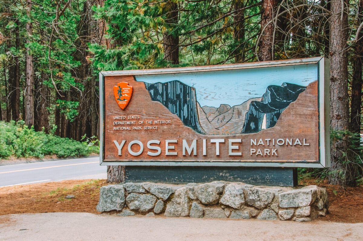 Yosemite National Park Welcome Signpost Along the Road