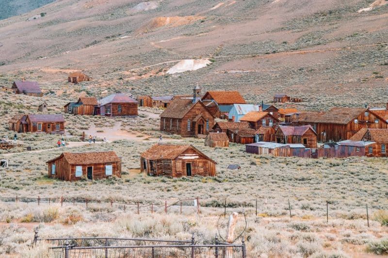 17 BEST Ghost Towns In California [Spooky, Abandoned Cities]