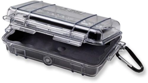 Pelican Micro Case 1040 with Carabiner