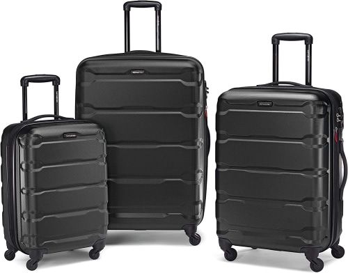 Product image for the Samsonite Omni PC Hardside Expandable Luggage in black. 