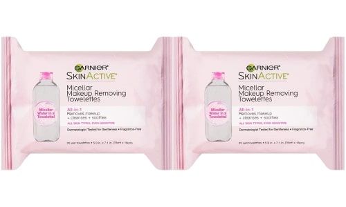 Product image for the Garnier Micellar Makeup Removing Towelettes.