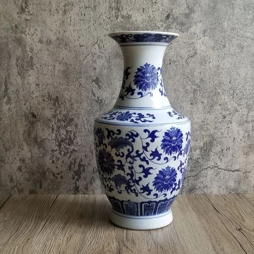 Product image for the Traditional Chrysanthemum Chinese Vase.