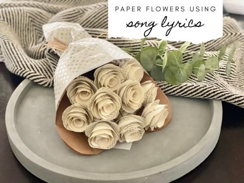 Product image for the Bouquet of Paper Roses.