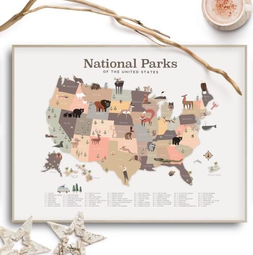 National park map with 4 park animal prints